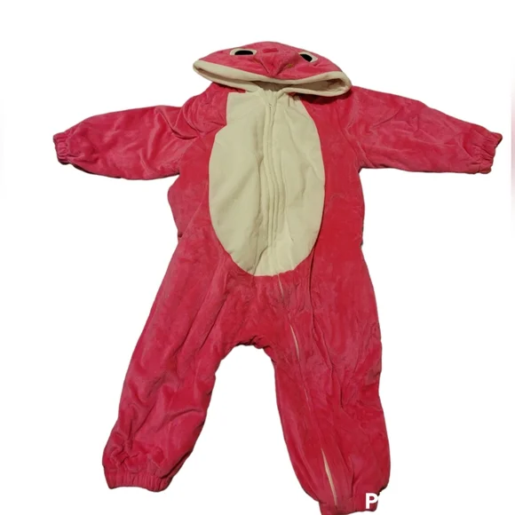 Shark Family Costumes. BABY & GREY - adult sm, MOM-18-14 mo, DAD-12-18mo - Picture 4 of 8